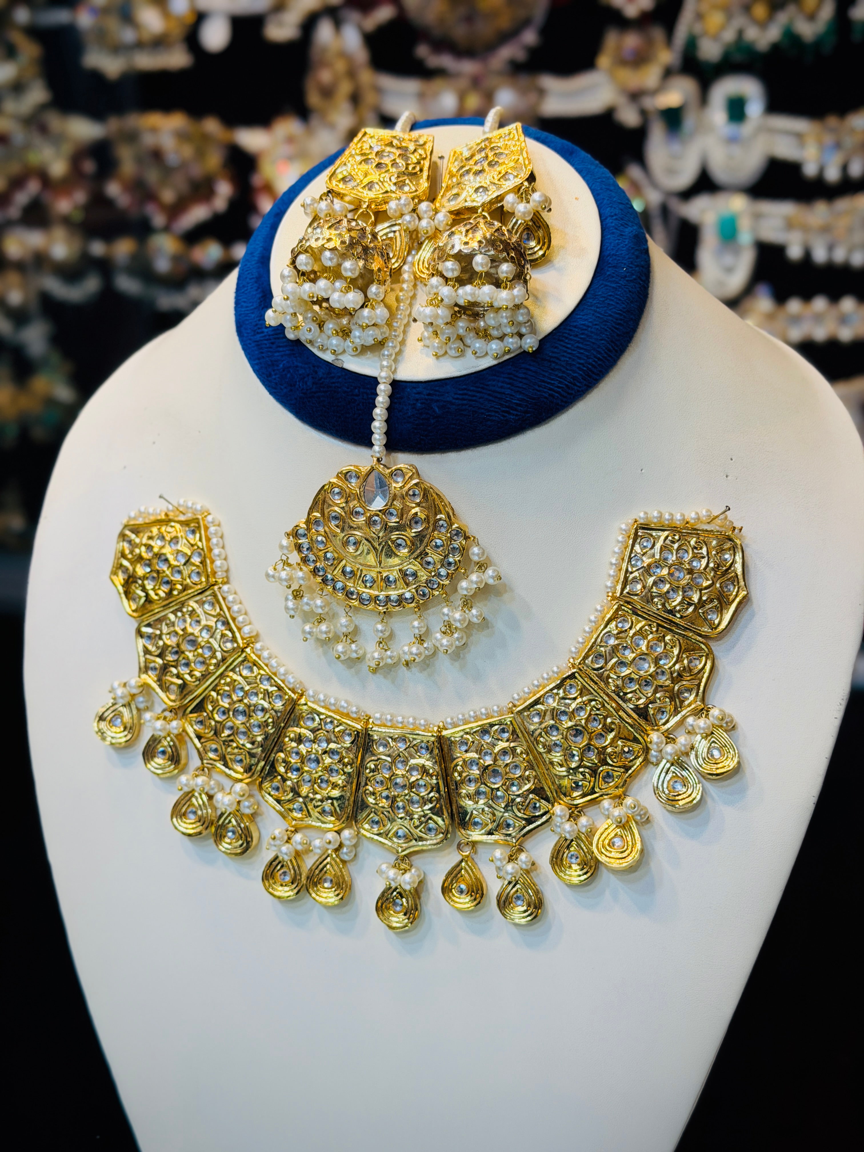 Kundan Necklace Set