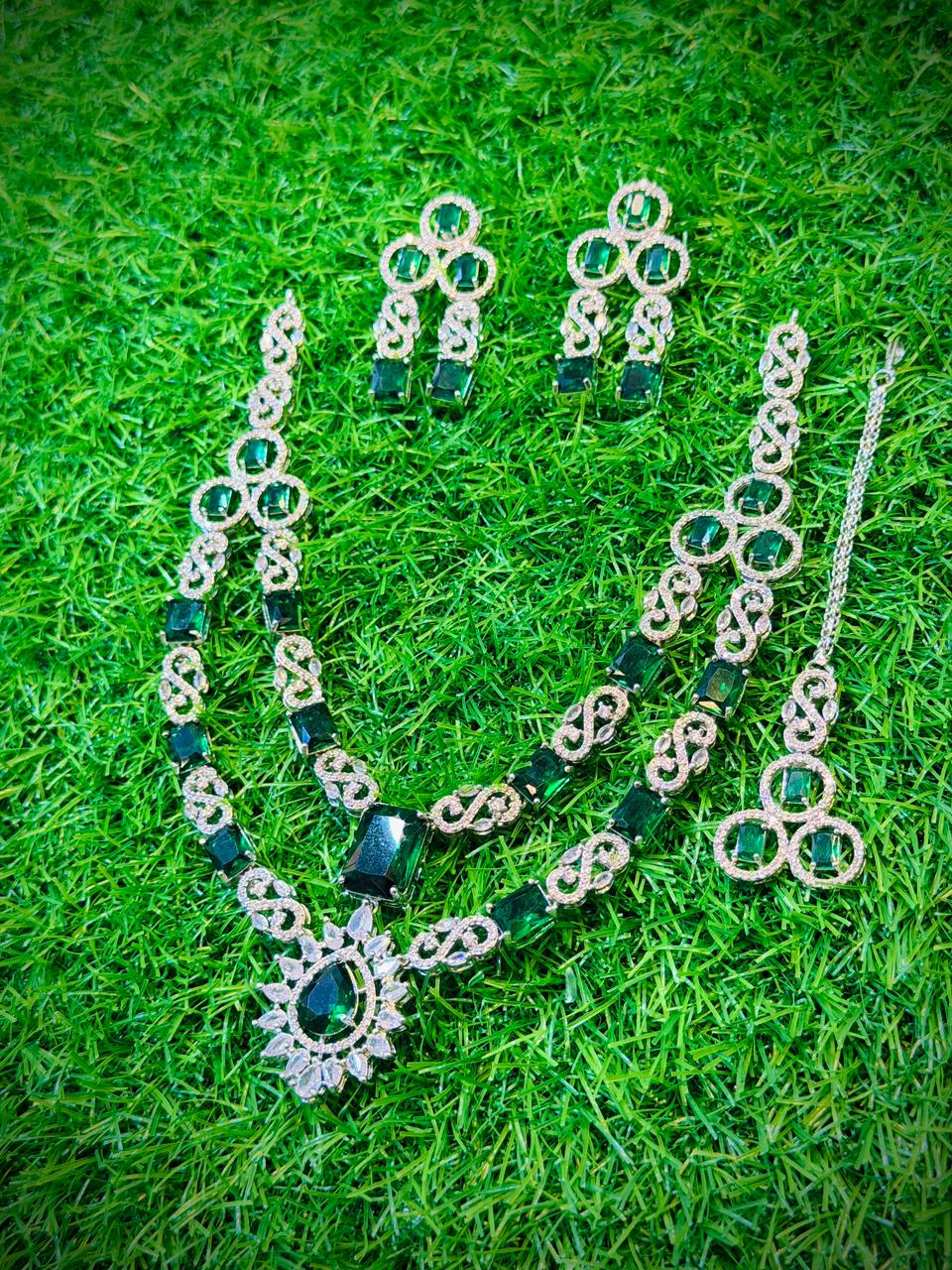 One Carat, 2 Layer Stylish Necklace With Color Options