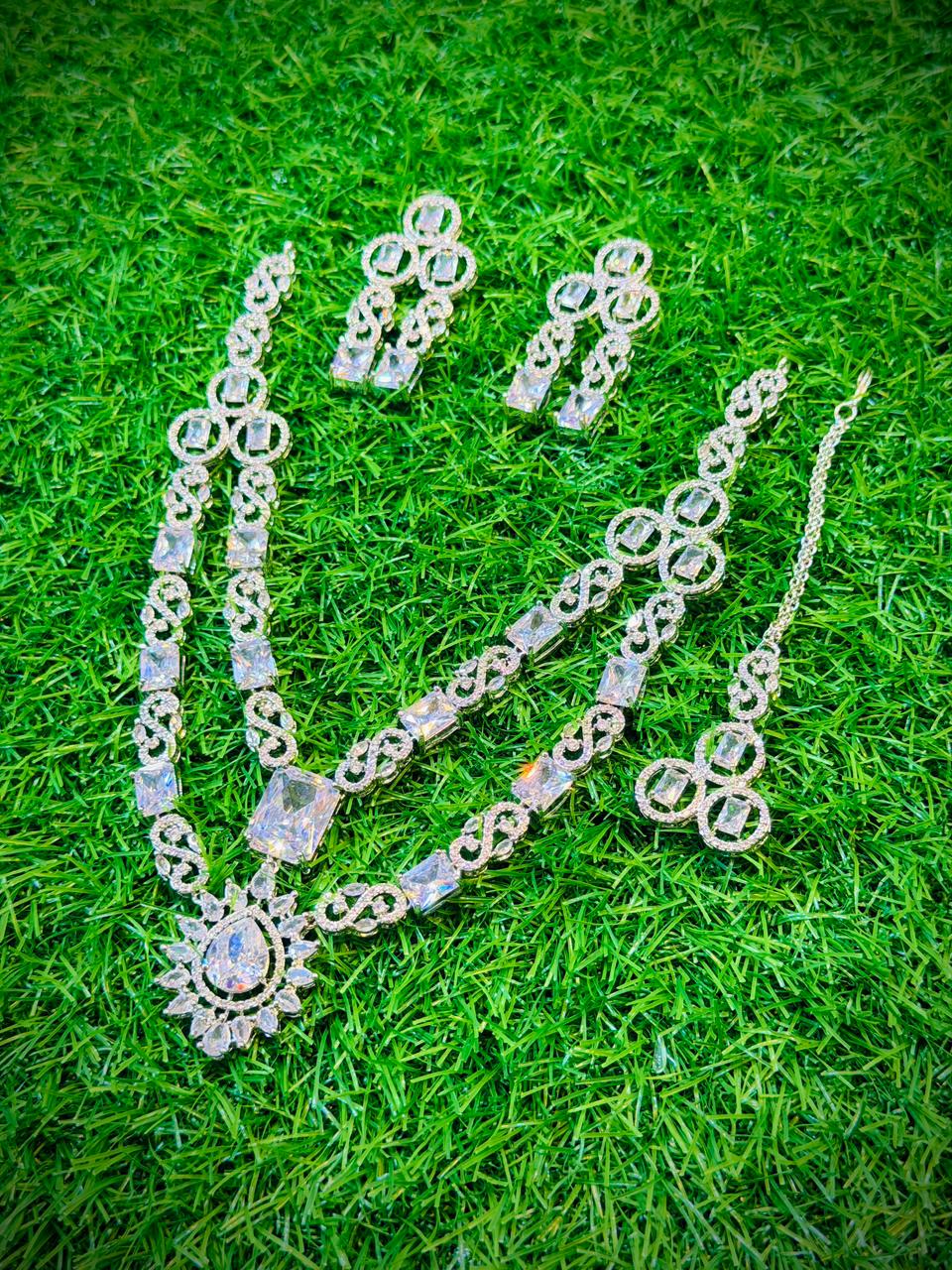 One Carat, 2 Layer Stylish Necklace With Color Options