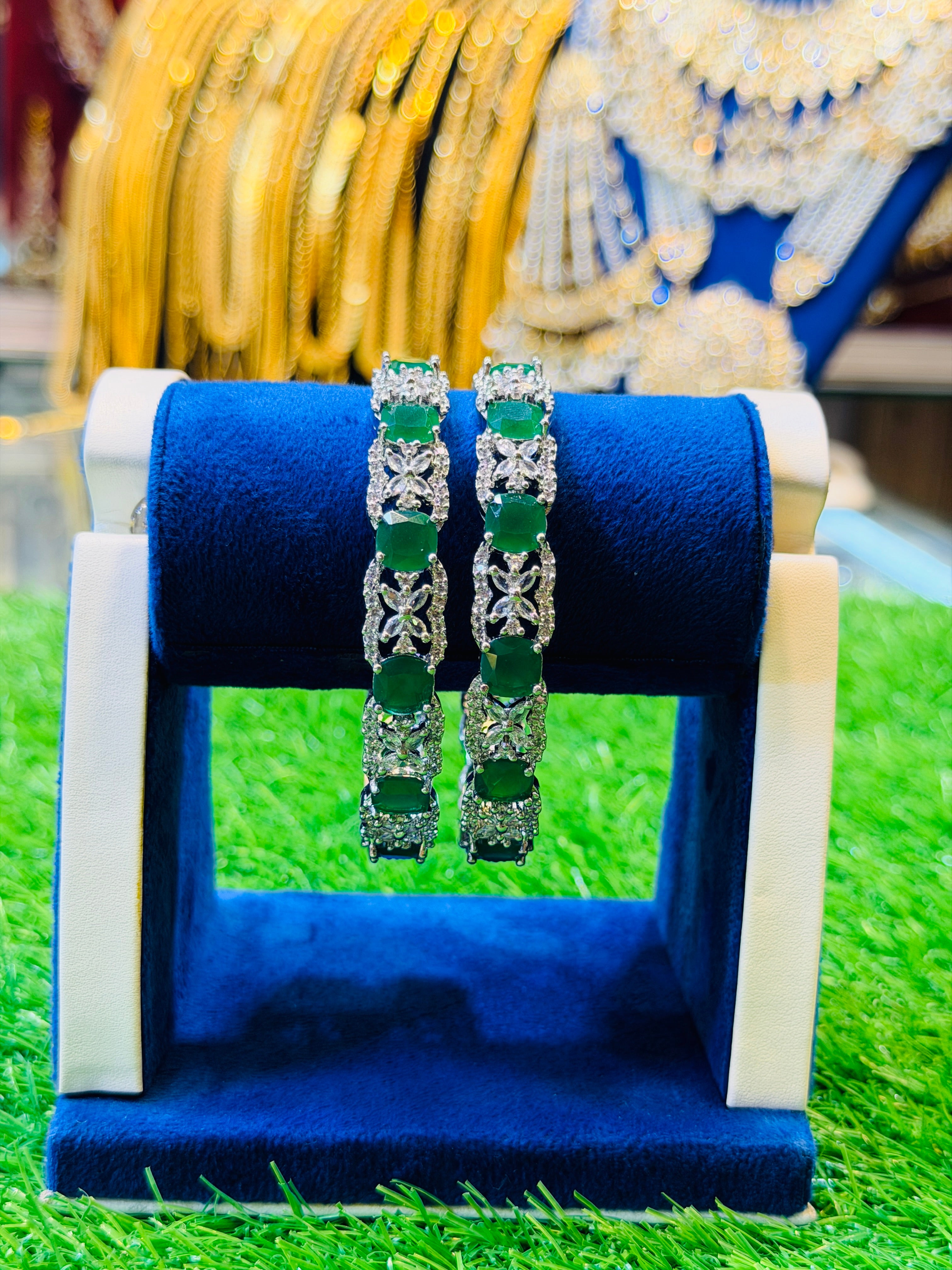Forest green stone karha