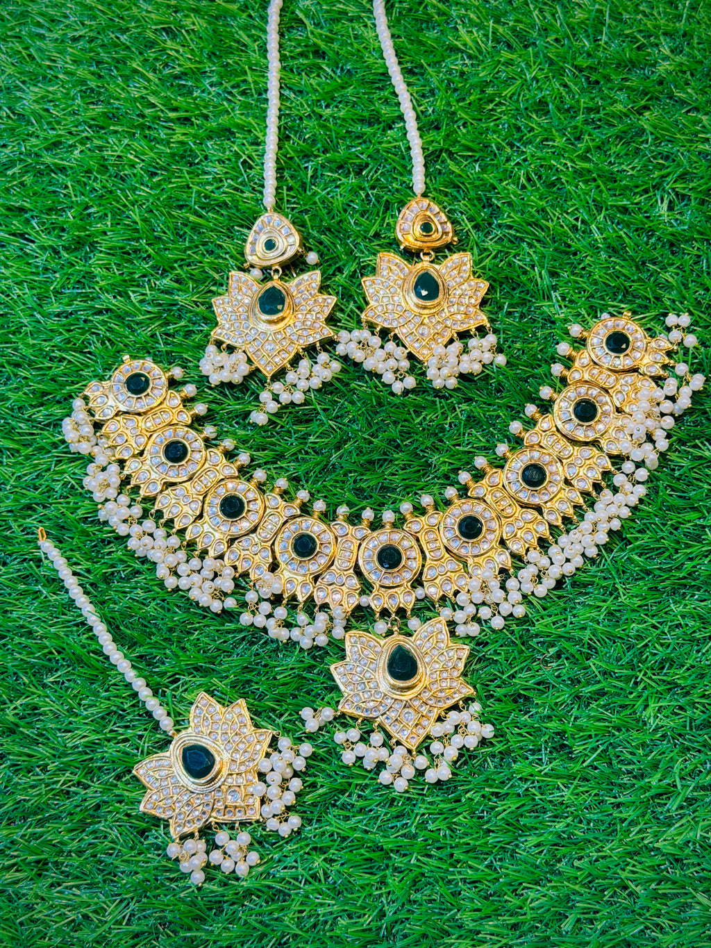Kundan Necklace Set