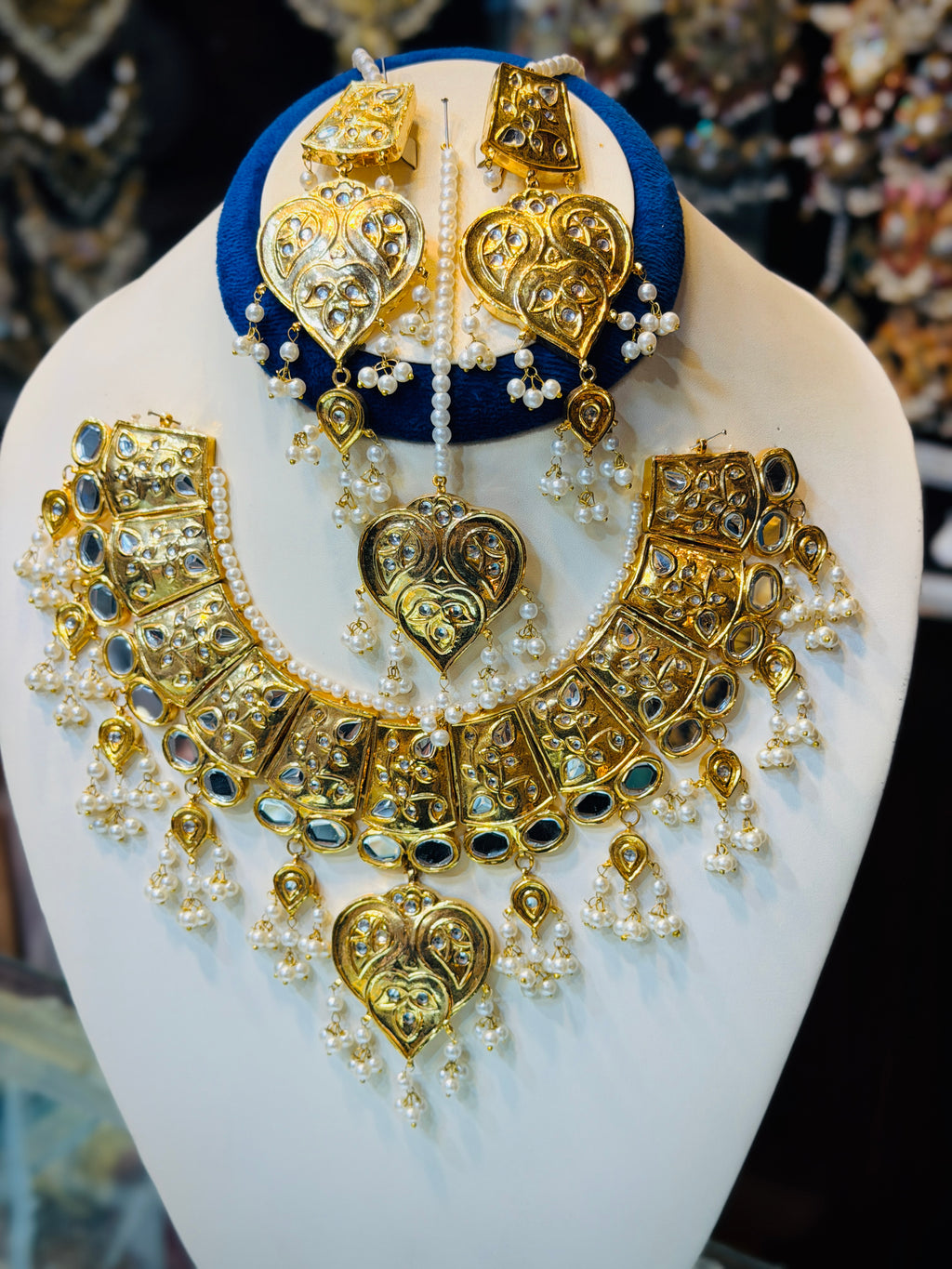 Kundan Necklace Set (Leaf Design)