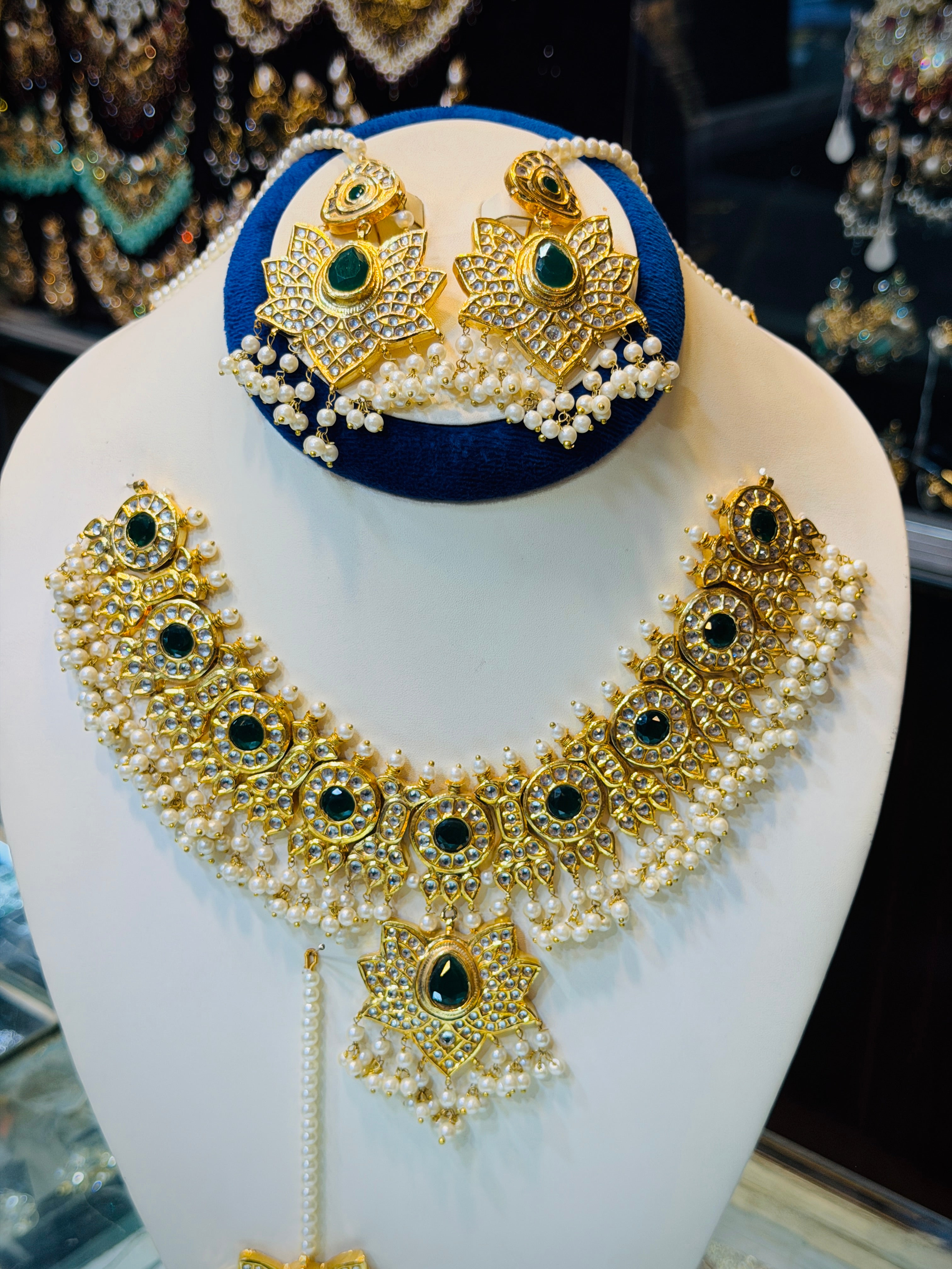 Kundan Necklace Set
