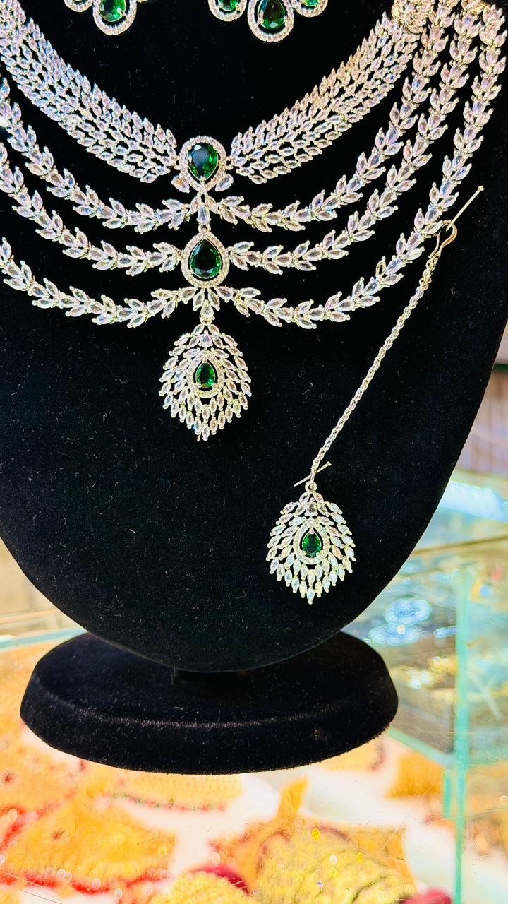 One Carat 4 Layers Necklace Set