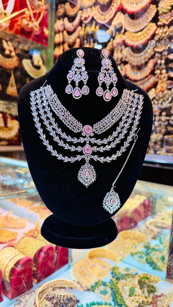 One Carat 4 Layers Necklace Set