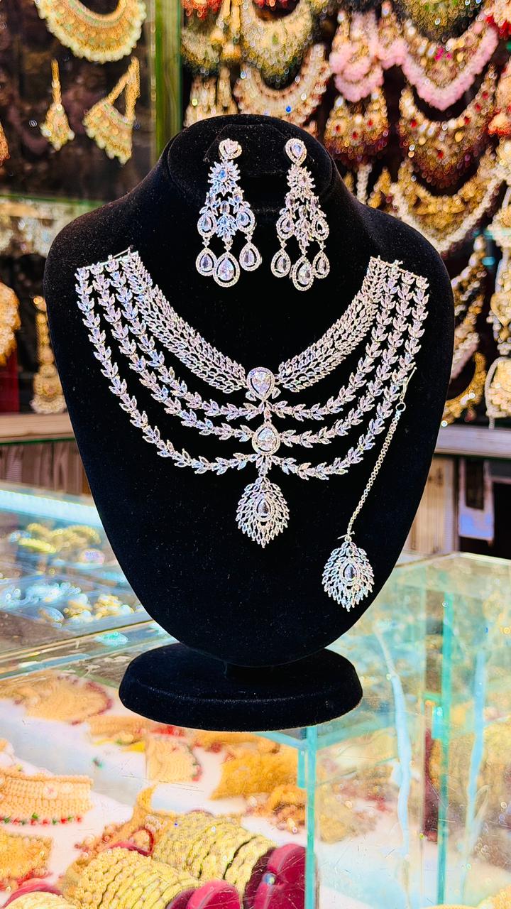 One Carat 4 Layers Necklace Set