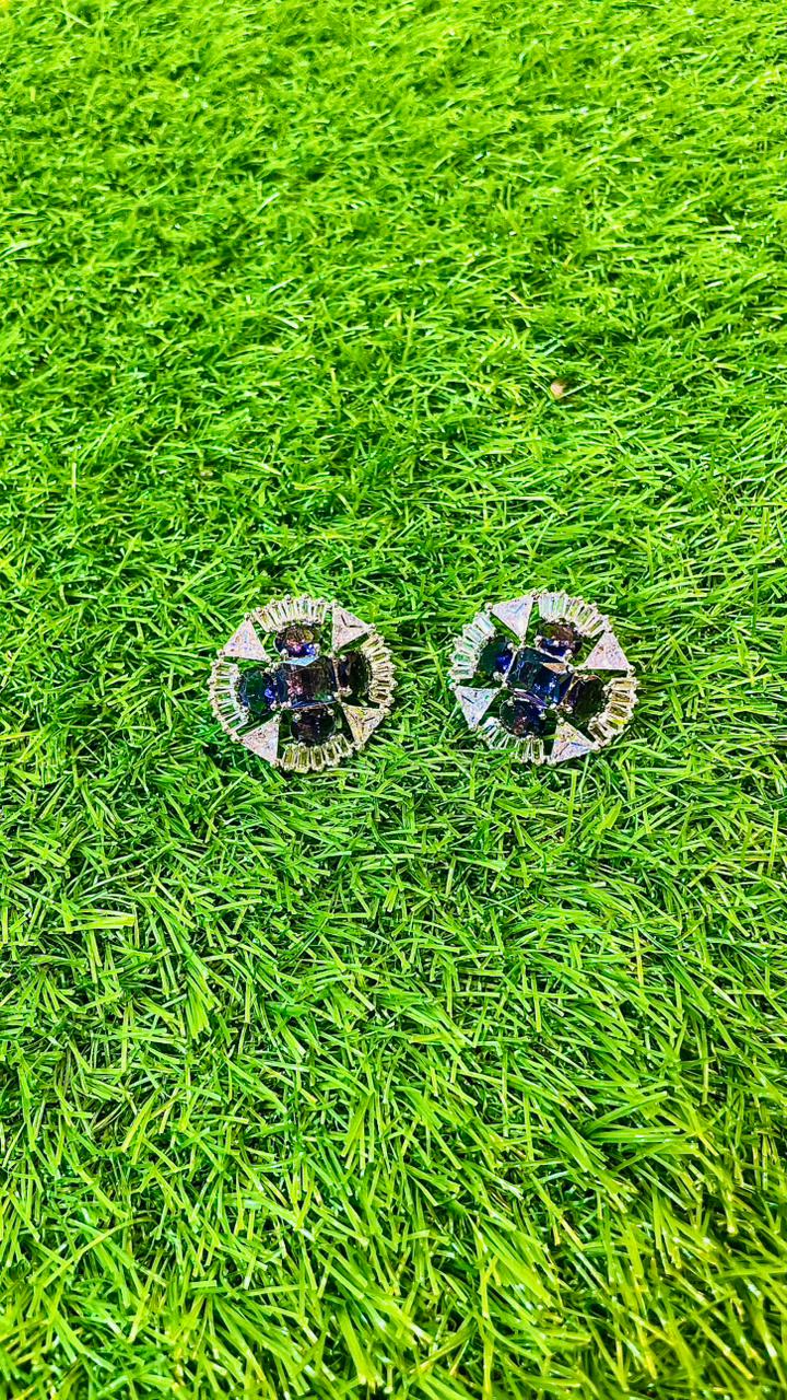 1Ct Studs