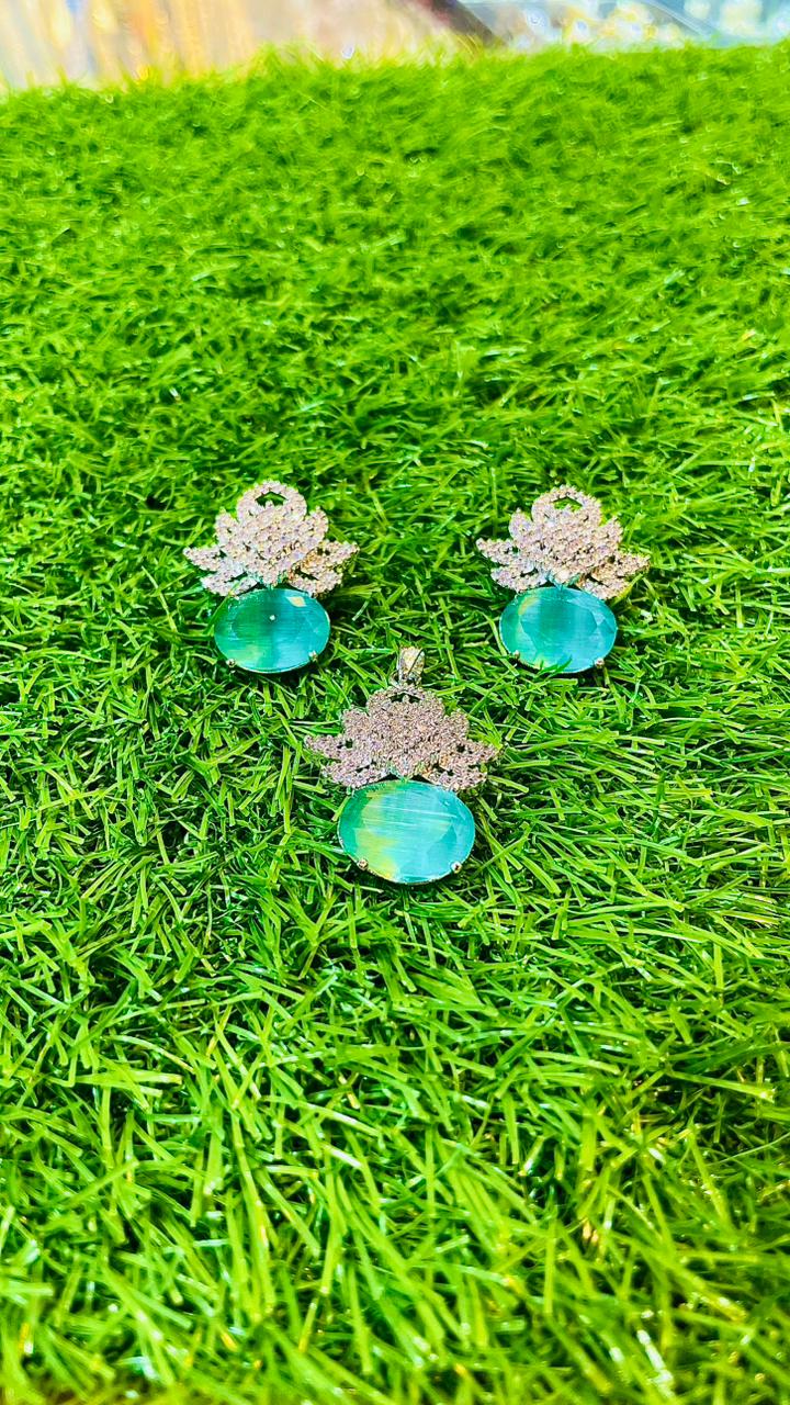 Mint colour 1Ct Locket & Ear Studs