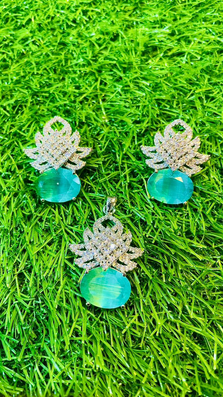 Mint colour 1Ct Locket & Ear Studs