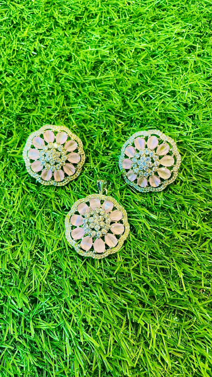 Pink 1Ct Locket & Ear Studs