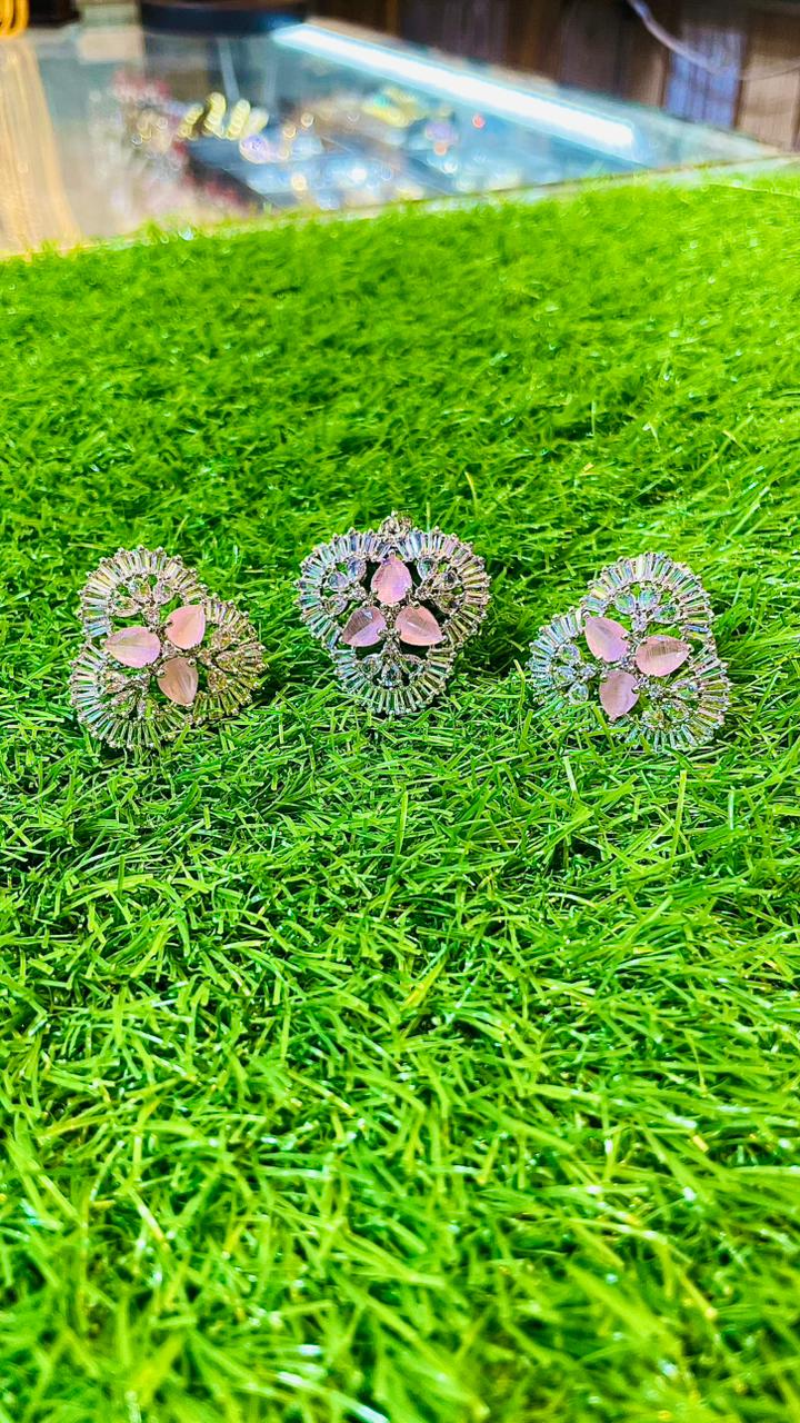 Pink 1Ct Locket & Ear Studs