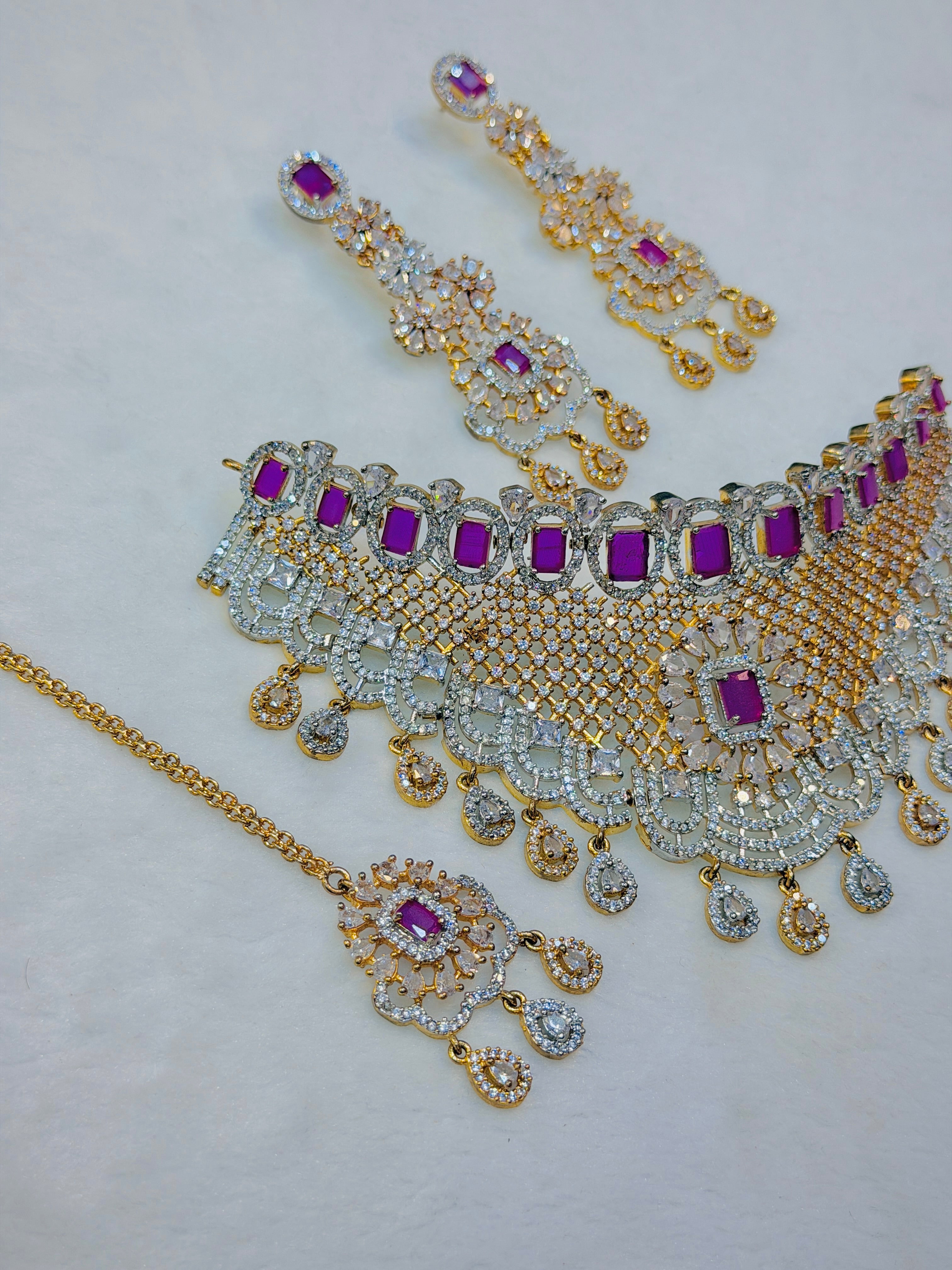 Shocking Pink & Golden Colour One Carat Collar Set