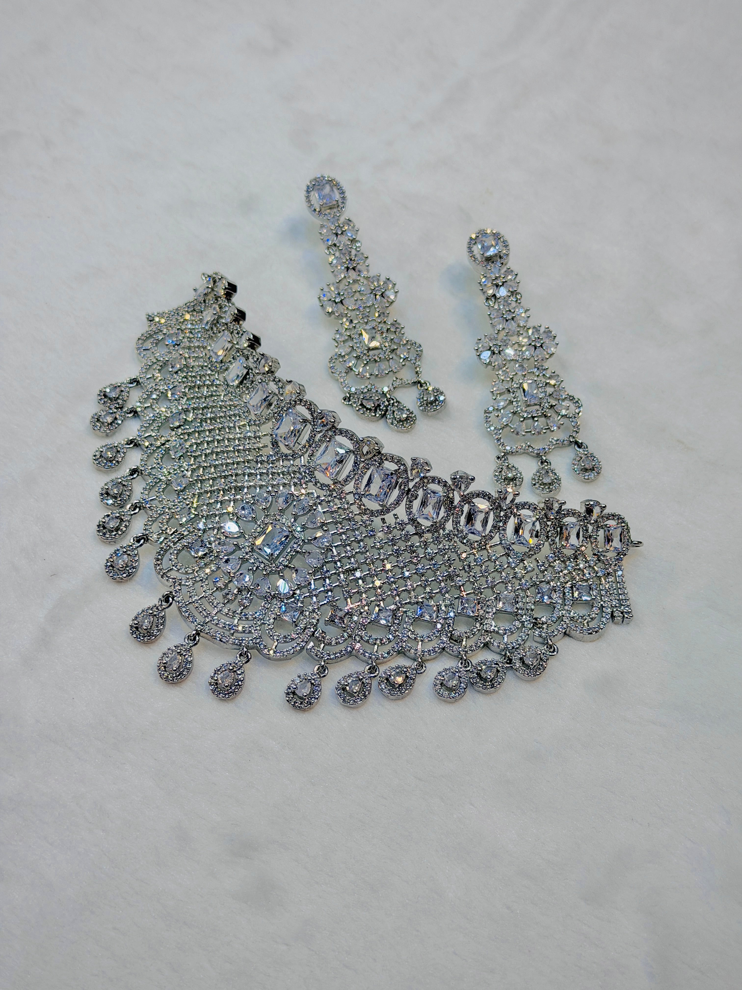 White One Carat Collar Set