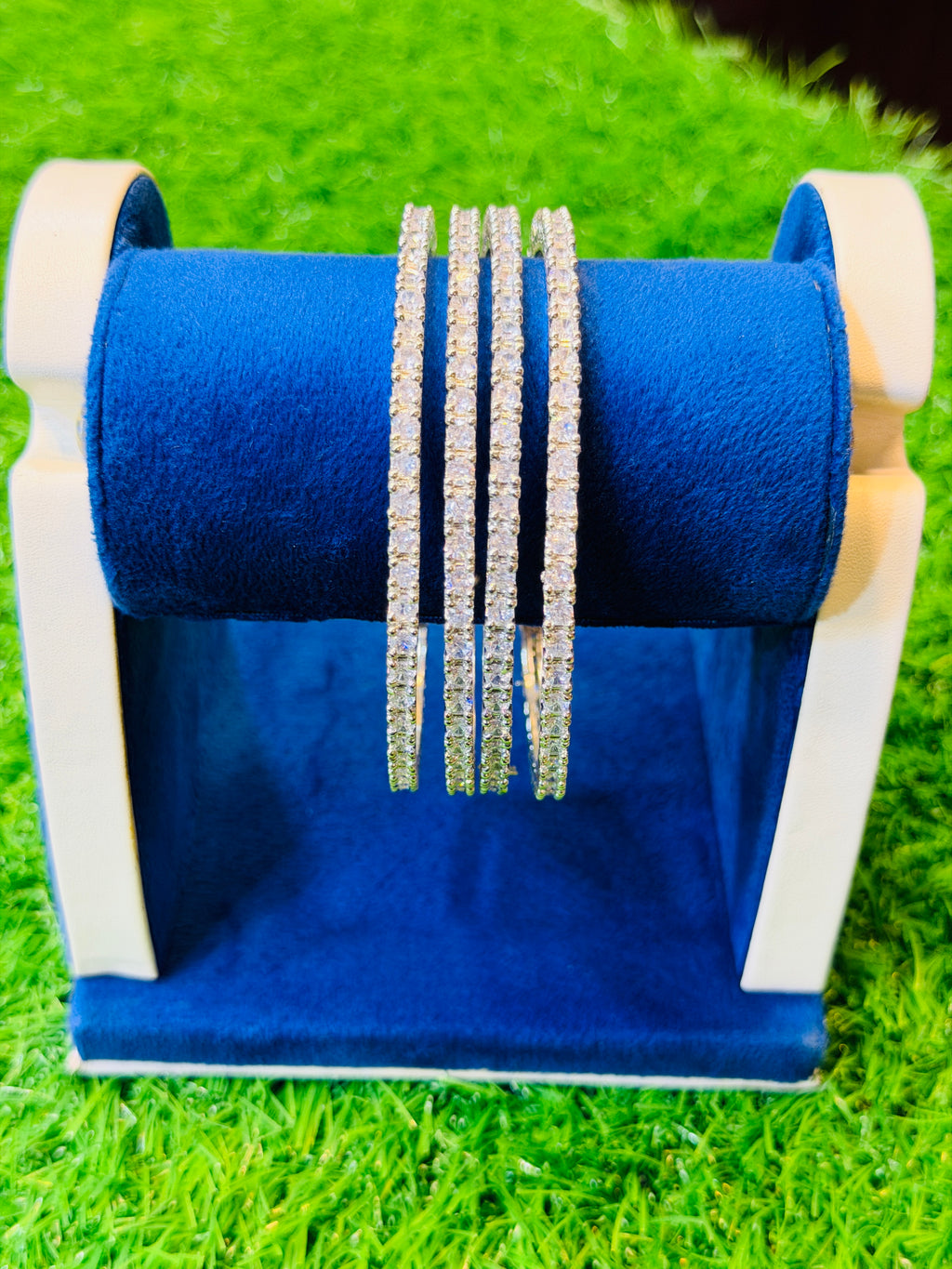 Small White stones karha bracelet