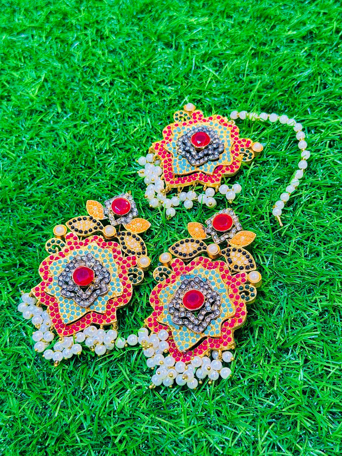 Malti Colour Earrings and Tika Set