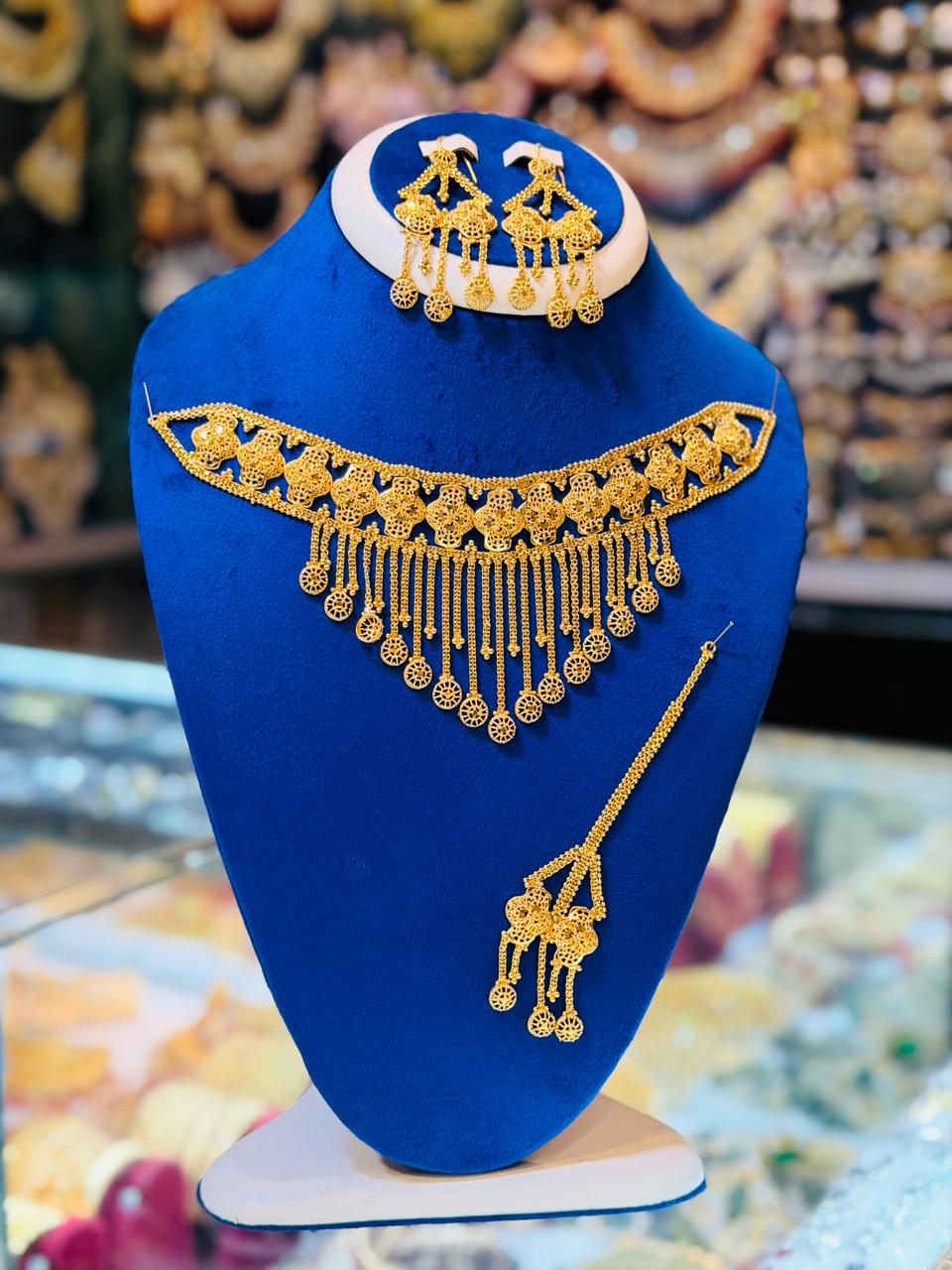 Gold Plated Choker Set With Earrings and Tika