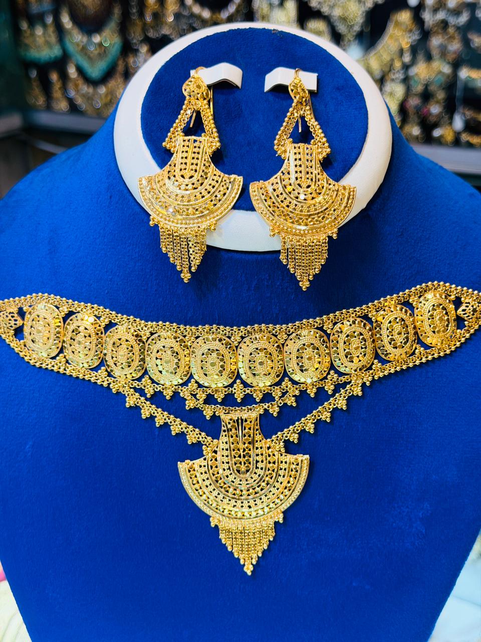 Gold Plated Choker Set With Earrings
