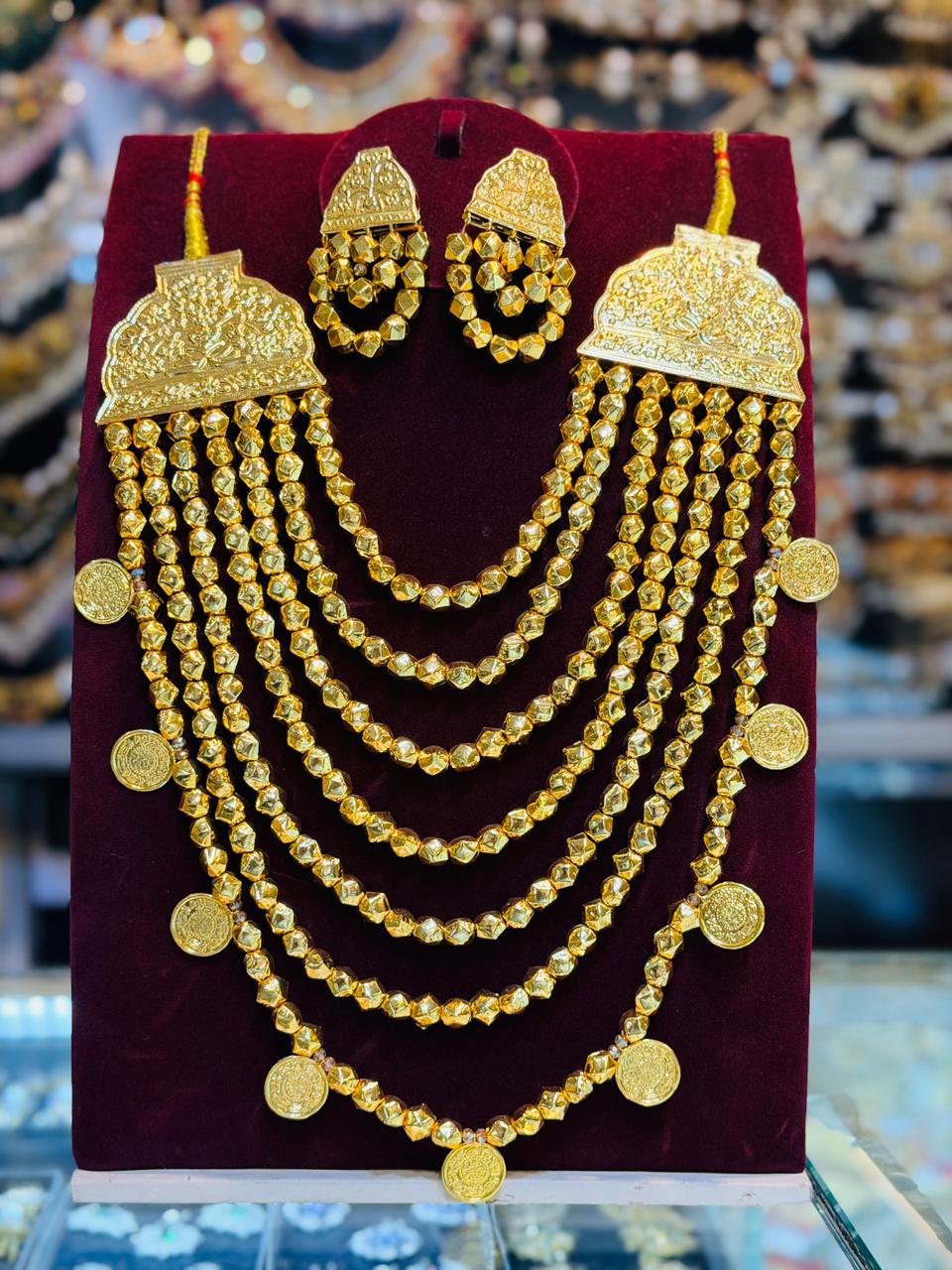 Gold plated Katmala with earrings