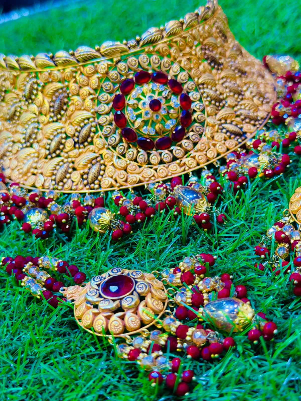 Gold Plated Madrasi Design Collar Set With Earrings & Tika