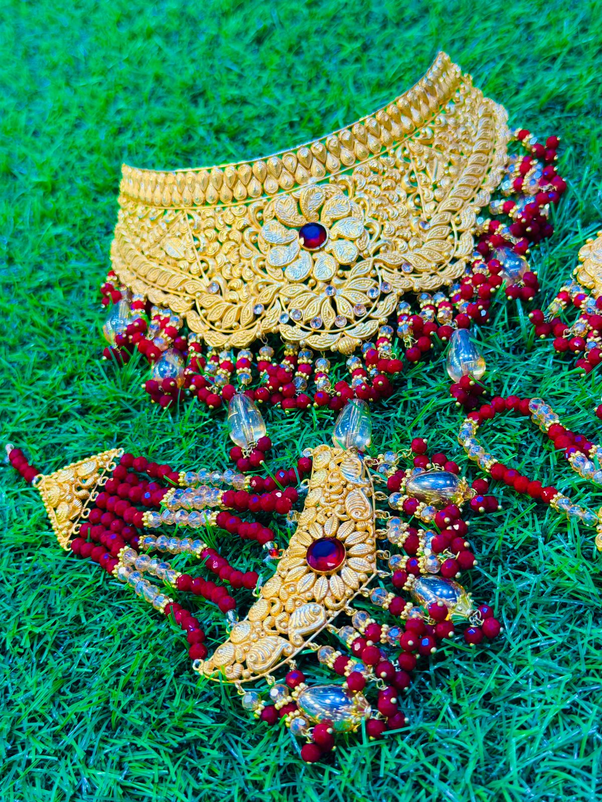 Gold Plated Madrasi Design Collar Set with Earrings, Tika & Jhumar