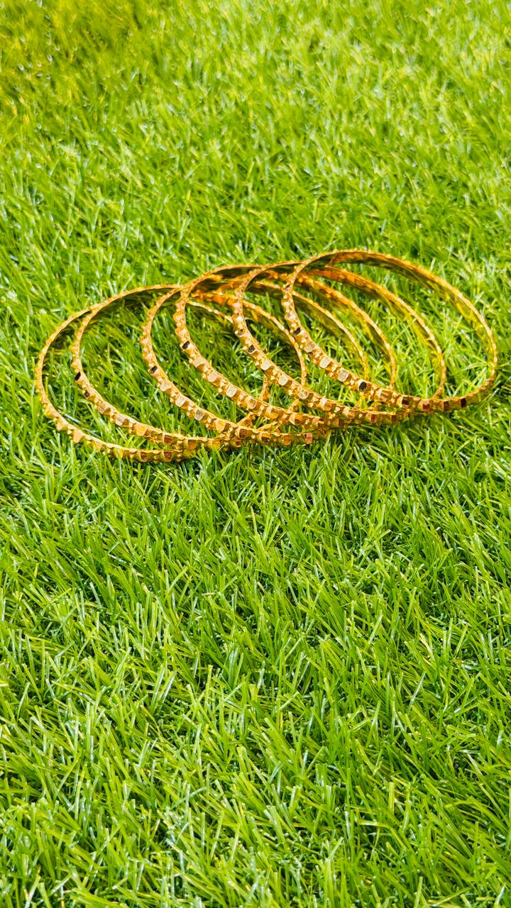 Gold Plated Thin Gajra