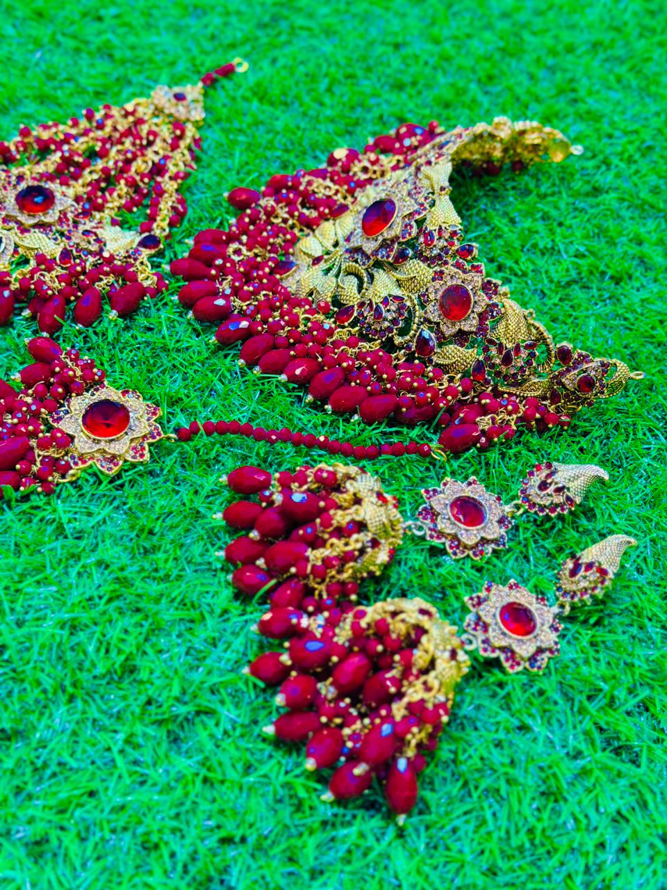Kashees style red colour collar set