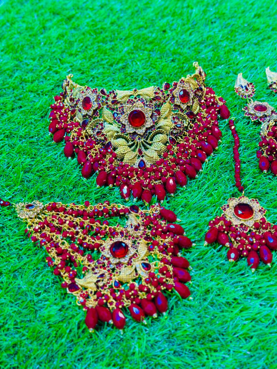 Kashees style red colour collar set
