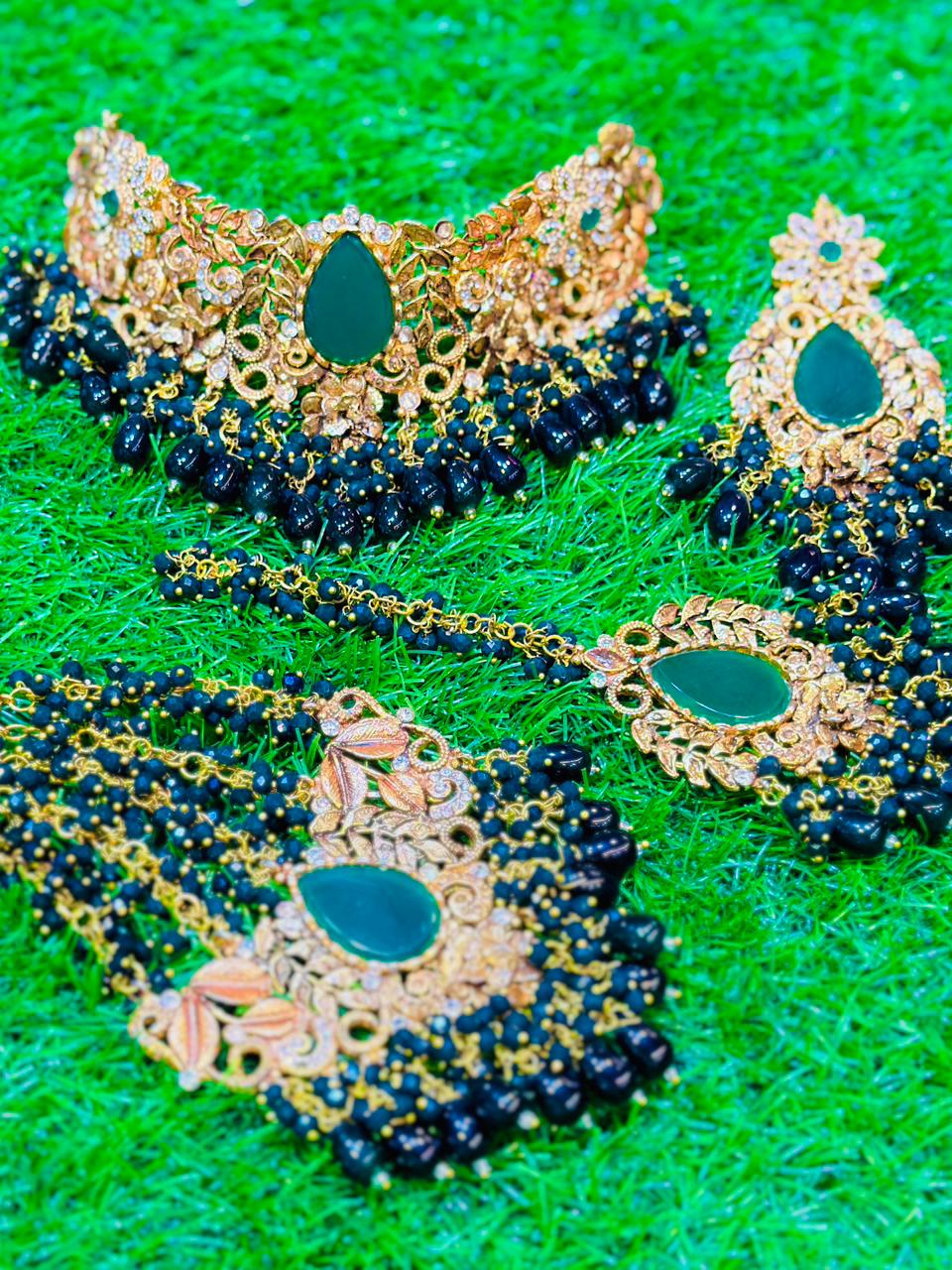 Kashees style green colour Collar Set