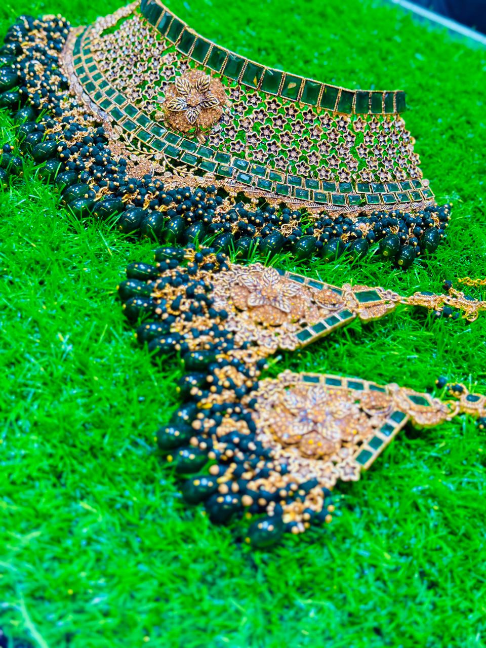 Kashees style green colour collar set