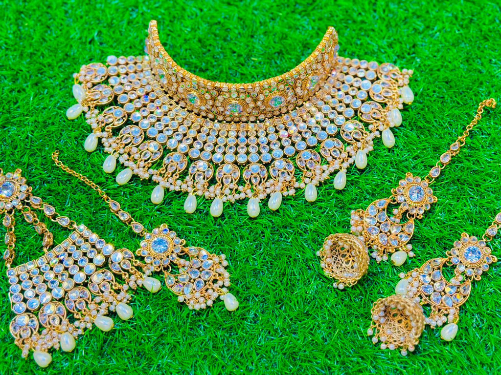 Kundan Collar Set