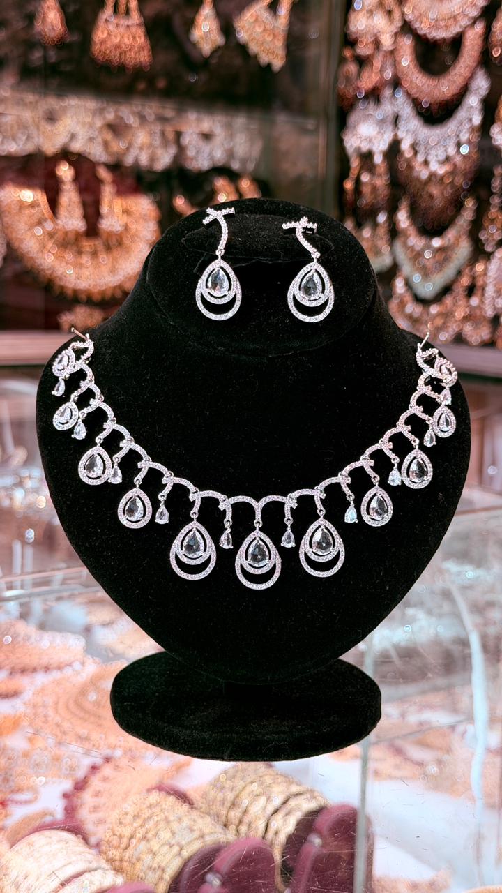 White One Carat Necklace Set