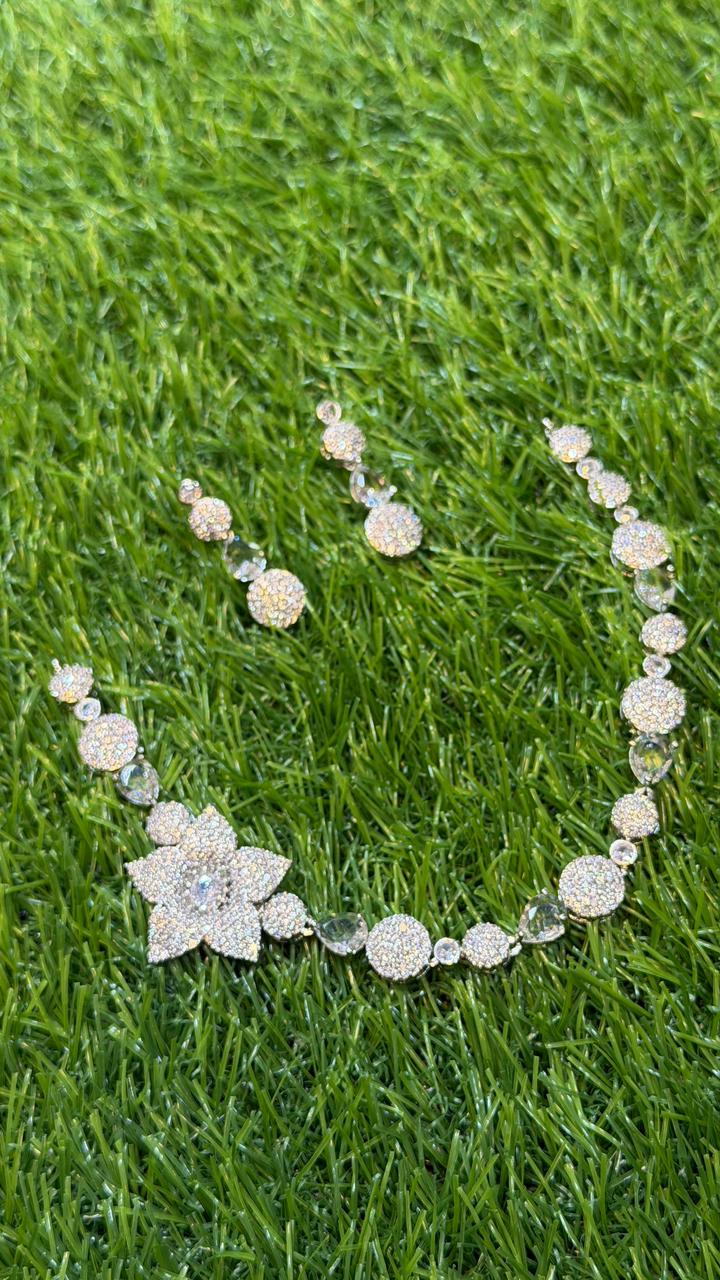 White One Carat Necklace Set