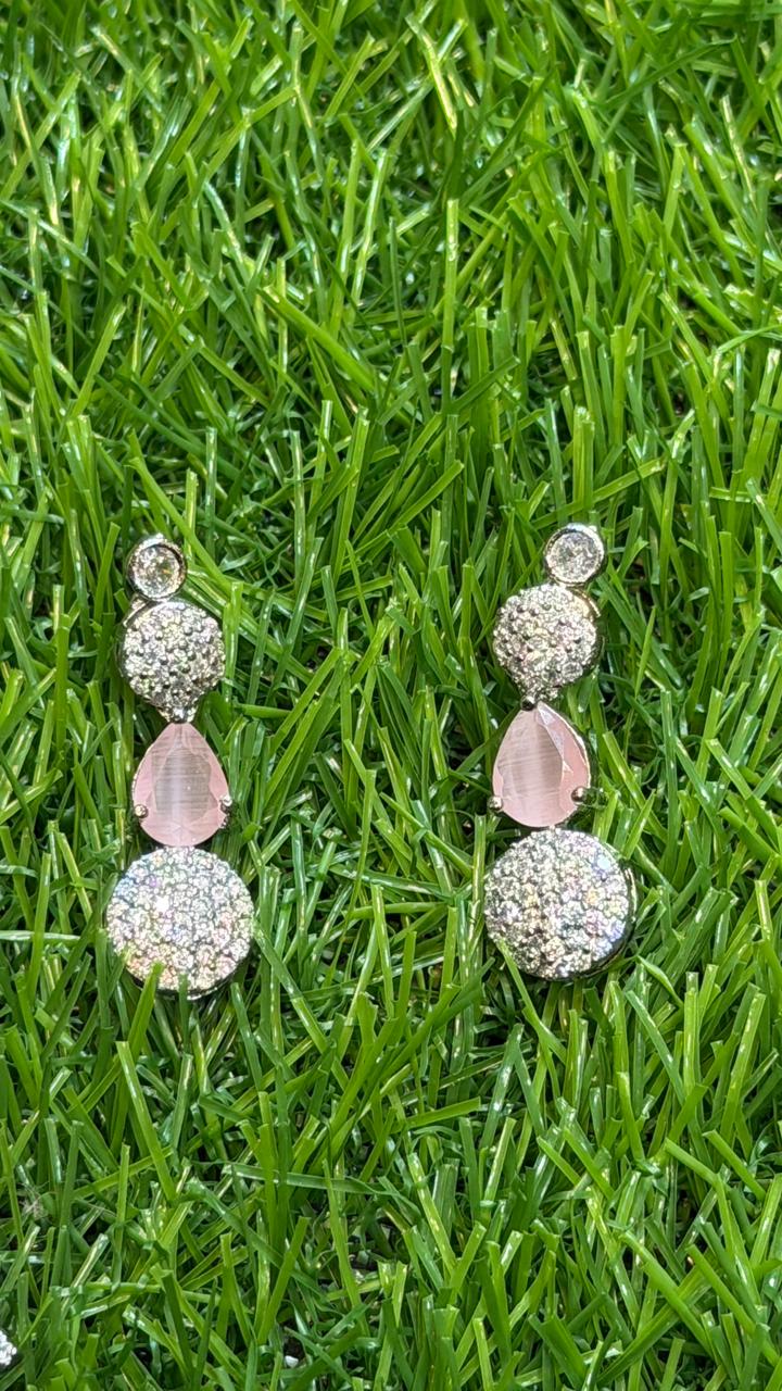 Pink colour one carat necklace set with earring