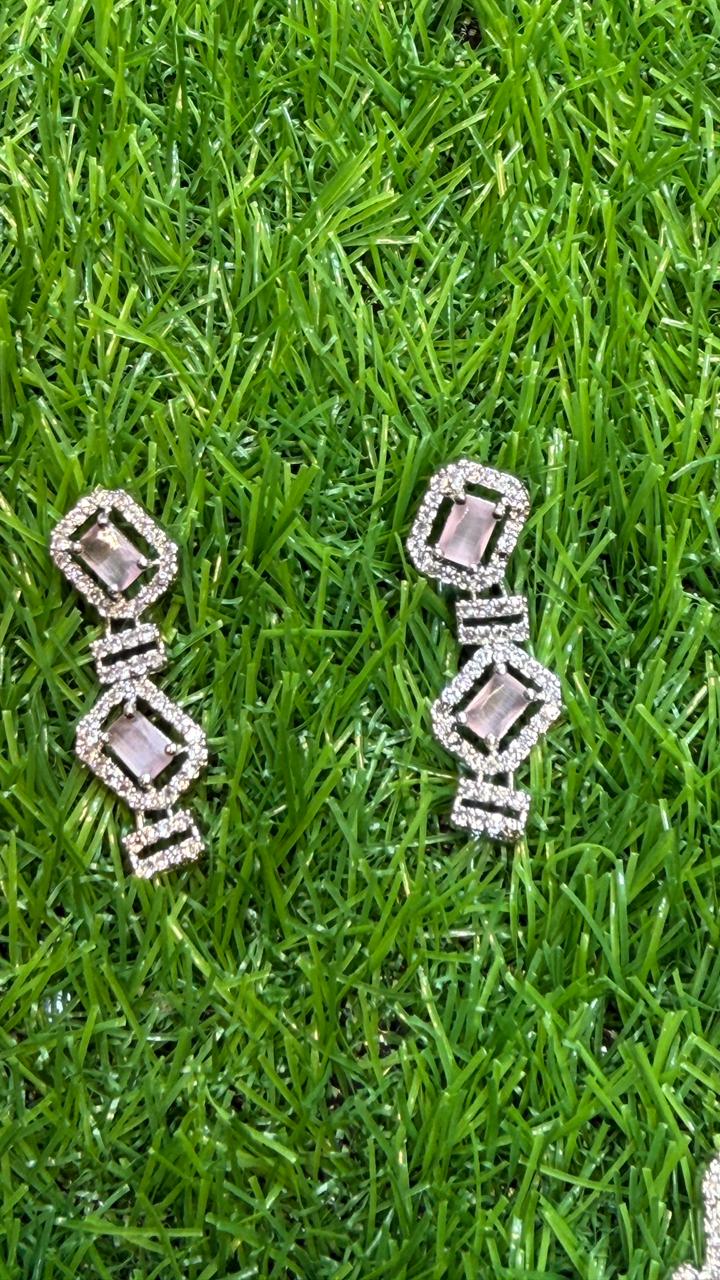 Pink colour one carat necklace set with earring