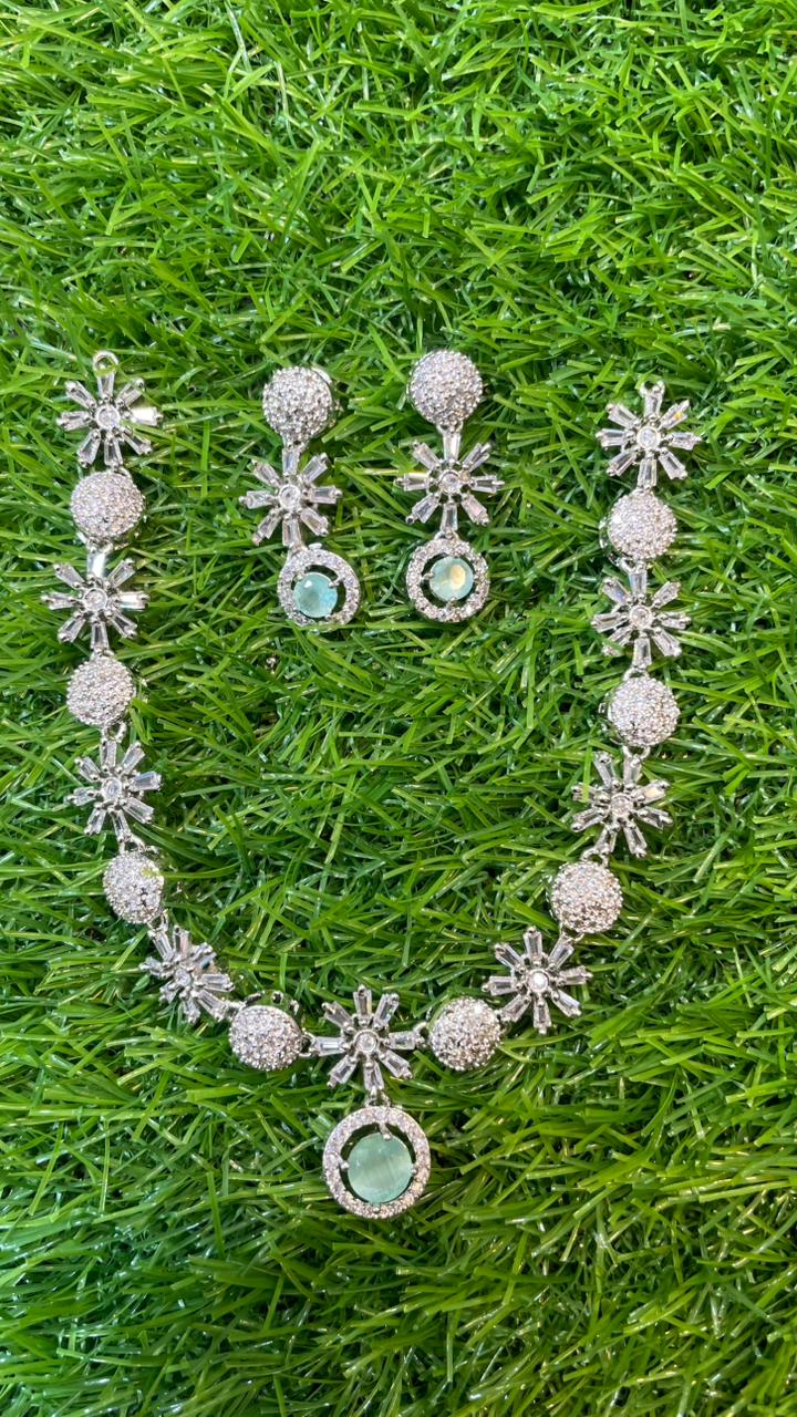 Mint colour one carat necklace set with earring
