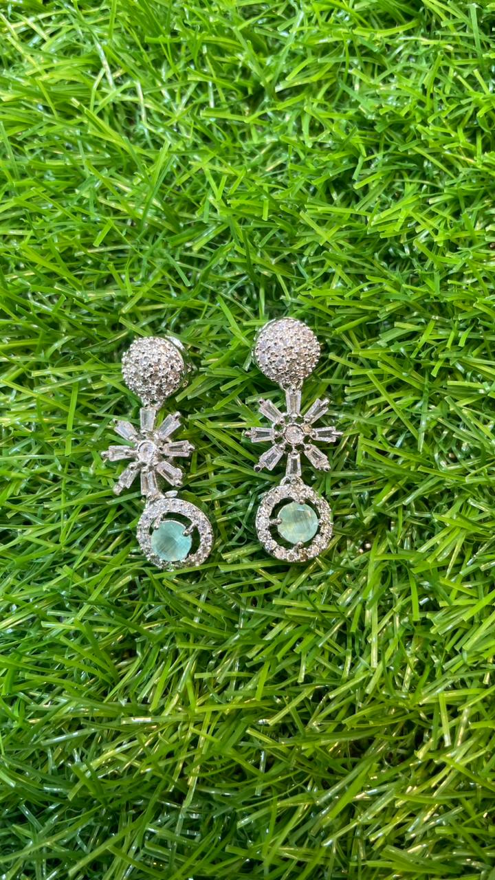 Mint colour one carat necklace set with earring