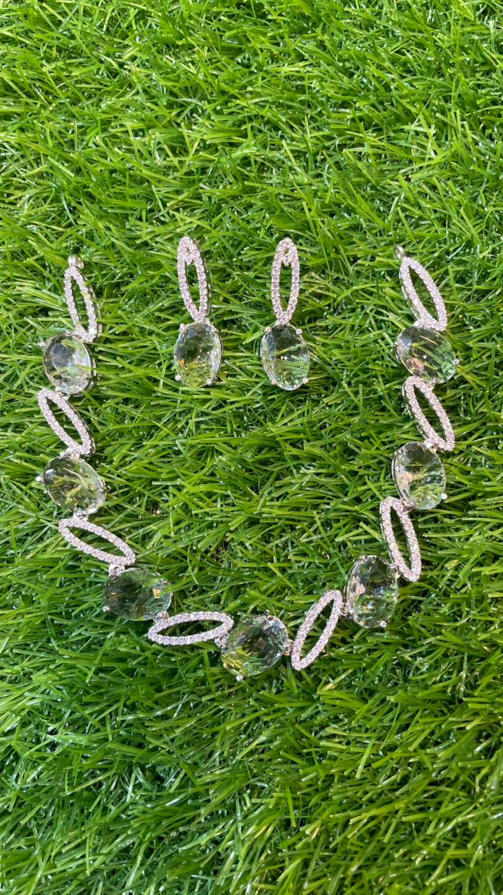 White Colour One Carat Necklace Set With Earrings