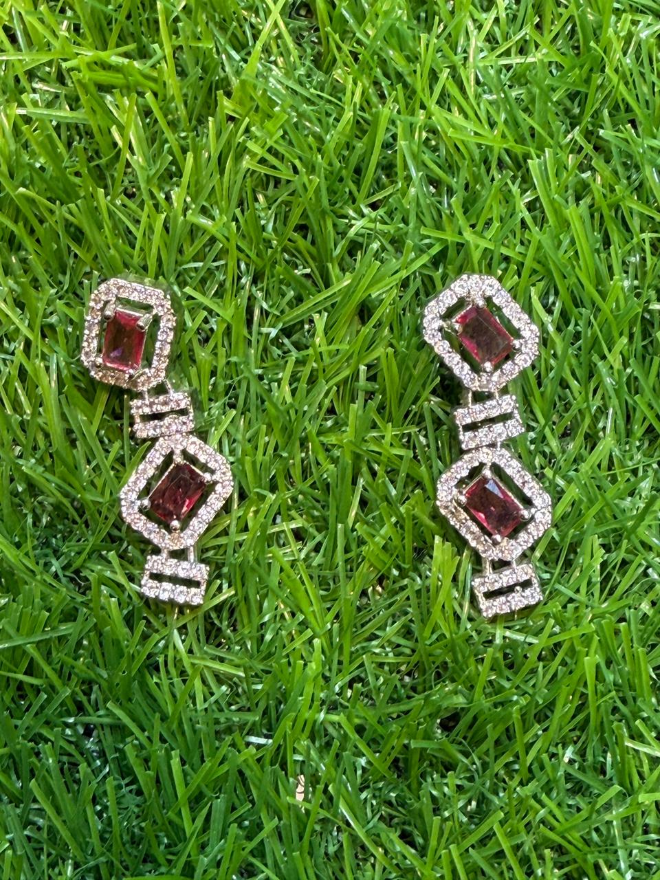 Crystal Red Colour One Carat Necklace Set With Earrings