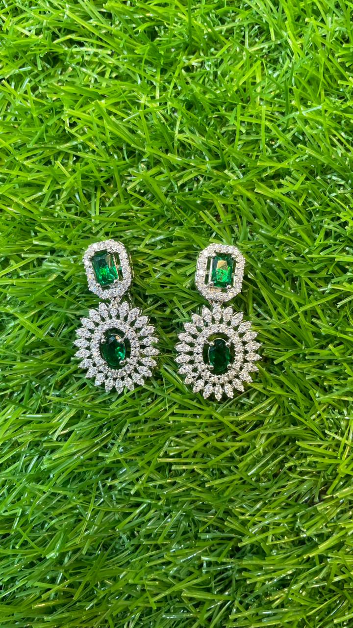 Green Colour One Carat Necklace Set With Earrings