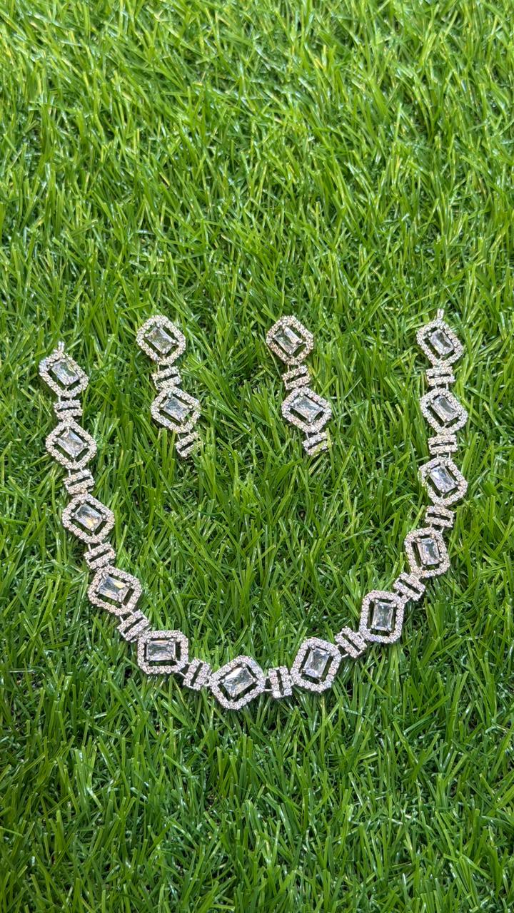 White Colour One Carat Necklace Set With Earrings